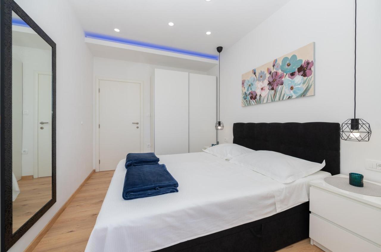 Apartmani Sani Makarska Exterior foto