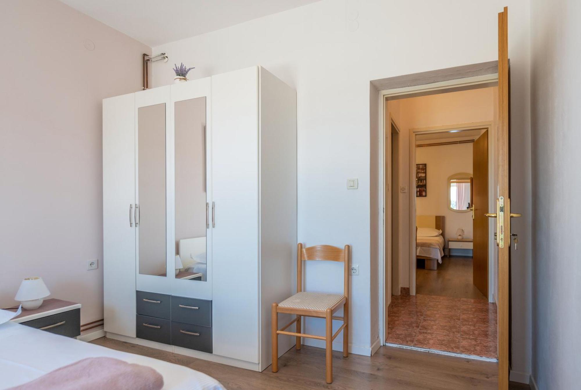 Apartmani Sani Makarska Exterior foto
