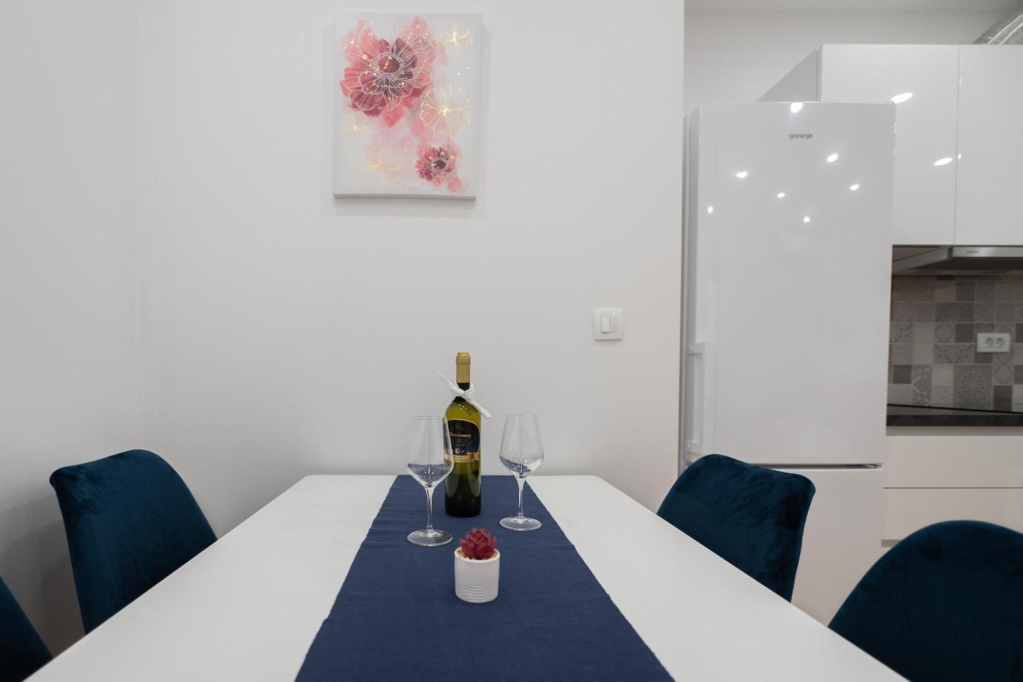 Apartmani Sani Makarska Exterior foto